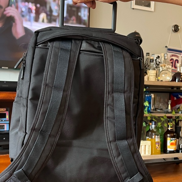 backpack - Picture 8 of 9